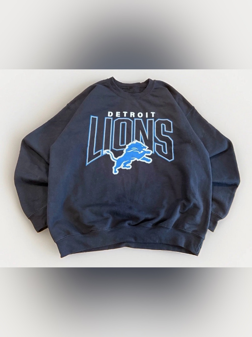 Detroit Lions Crewneck Sweatshirt Black Size Large NFL Football Merch Sweater